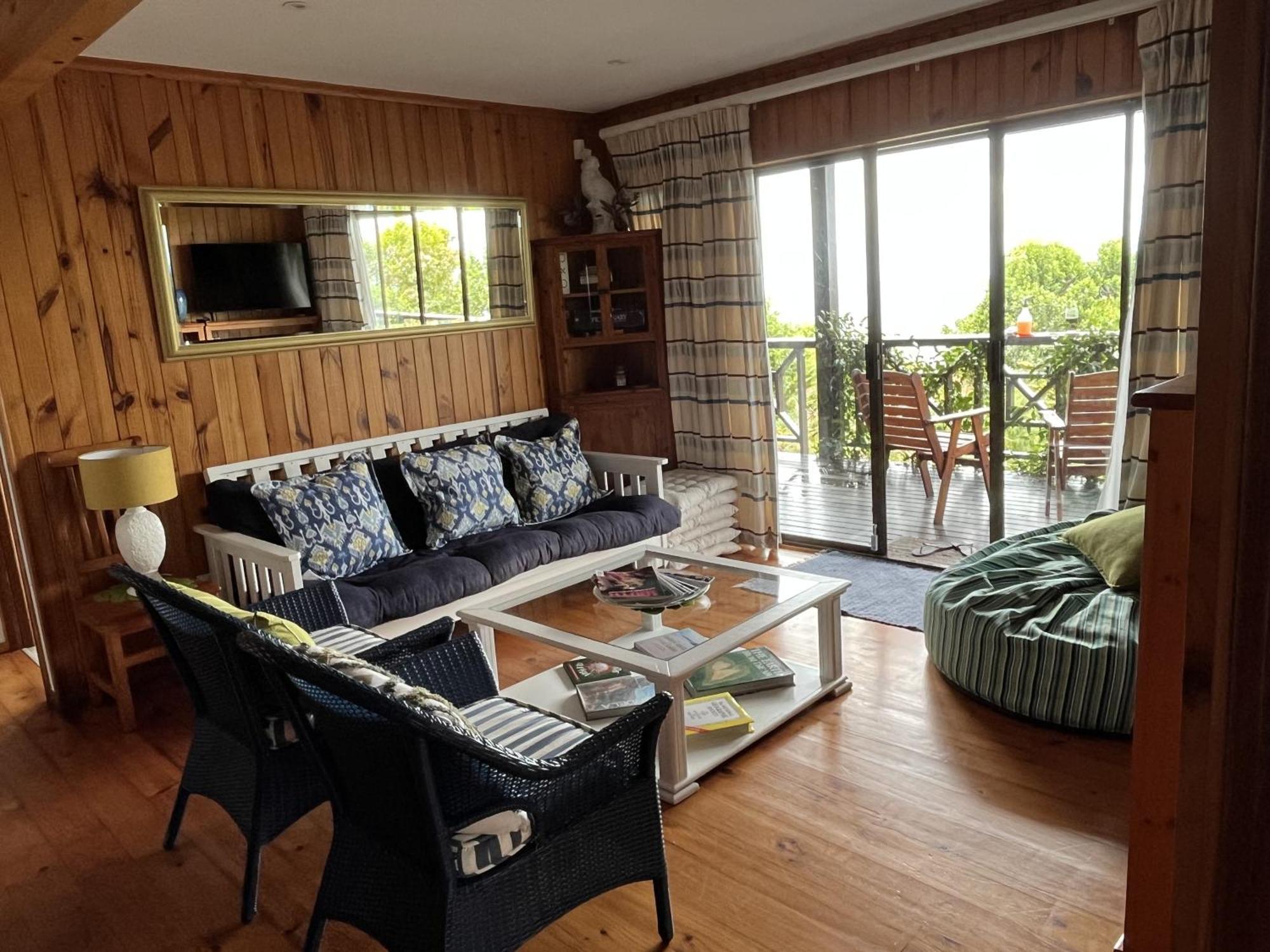 Peaceful Guest Suite With Balcony Views And Garden Setting برنتون على البحر المظهر الخارجي الصورة
