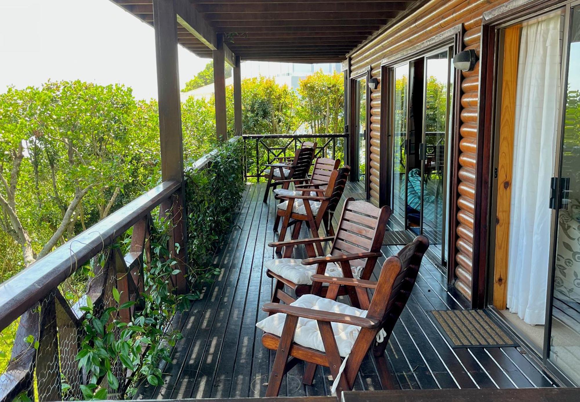 Peaceful Guest Suite With Balcony Views And Garden Setting برنتون على البحر المظهر الخارجي الصورة