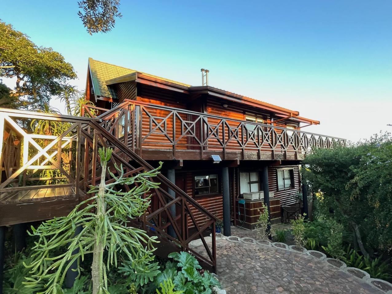 Peaceful Guest Suite With Balcony Views And Garden Setting برنتون على البحر المظهر الخارجي الصورة