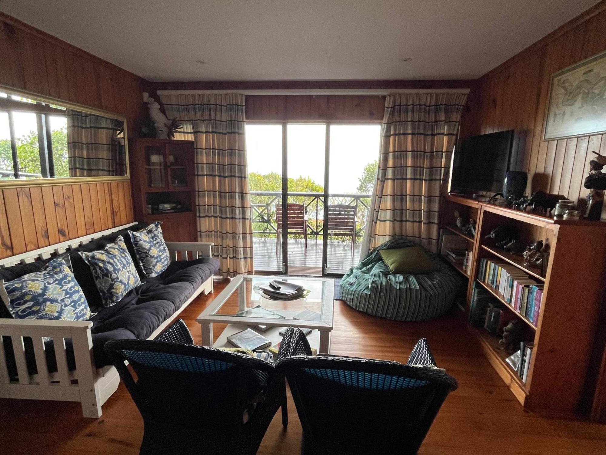 Peaceful Guest Suite With Balcony Views And Garden Setting برنتون على البحر المظهر الخارجي الصورة