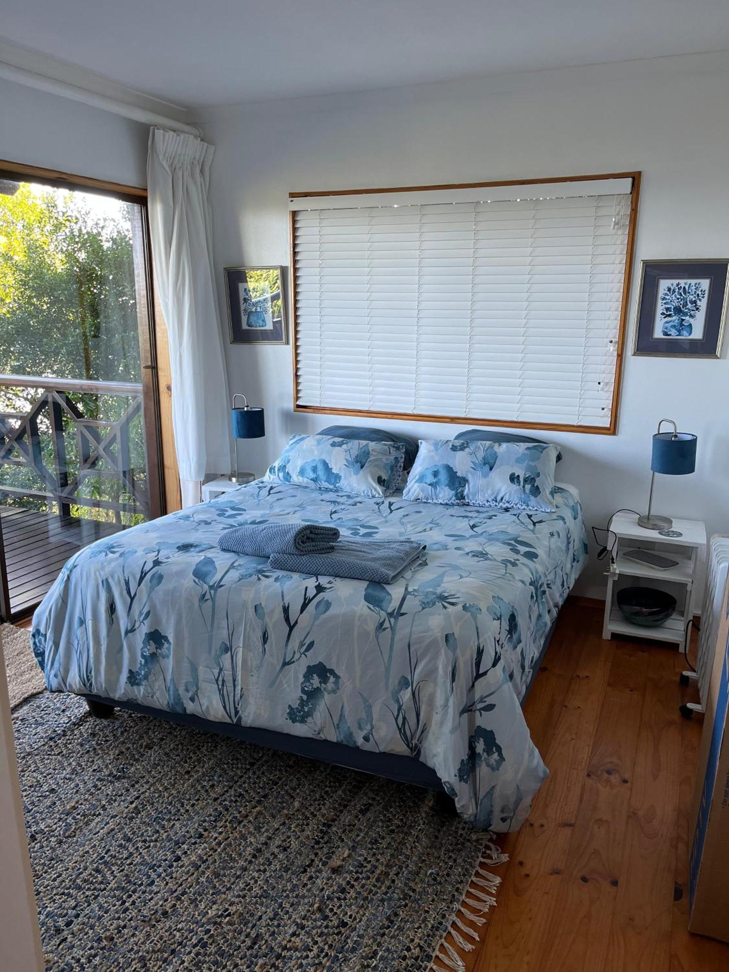 Peaceful Guest Suite With Balcony Views And Garden Setting برنتون على البحر المظهر الخارجي الصورة